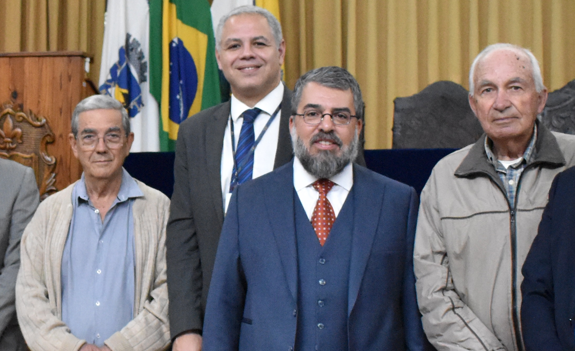 Diplomata formado na UCP assume embaixada do Brasil no Irã