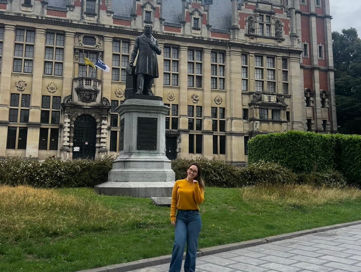 Ex-aluna de Psicologia da UCP é aprovada em mestrado na Bélgica
