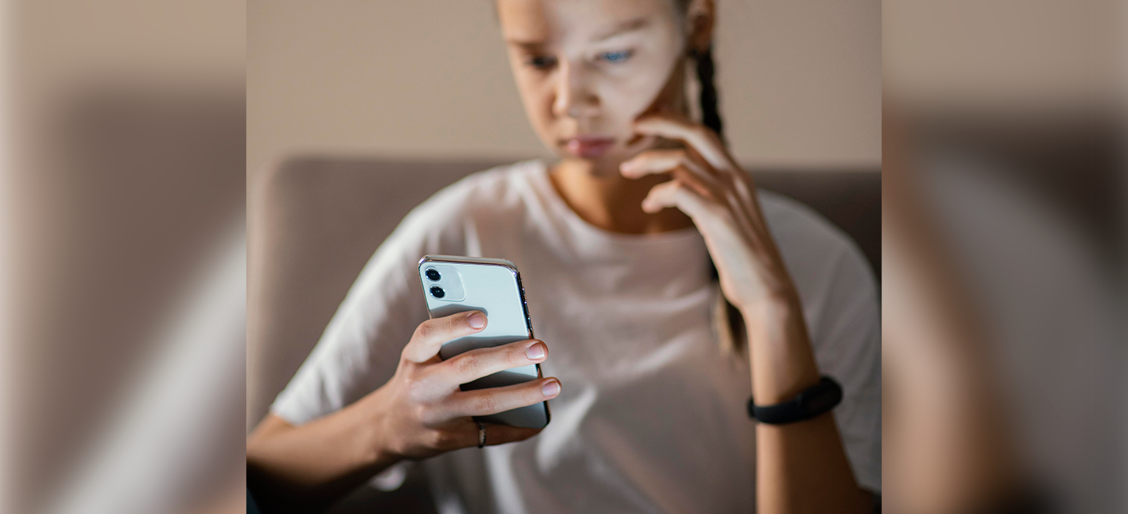 Sobre redes sociais e emoção: reflexões sobre saúde mental em tempos de infoesfera